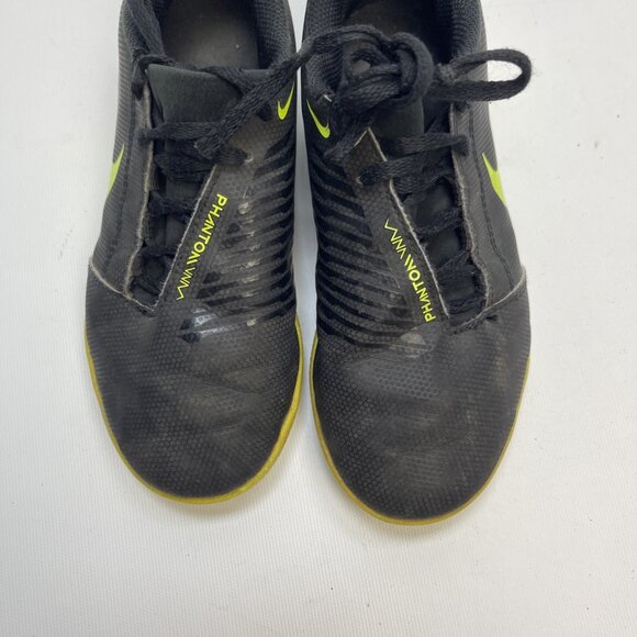 Nike Jr Phantom Venom Club IC indoor soccer shoes black/volt AO0399 007 Size 2Y - Picture 9 of 13
